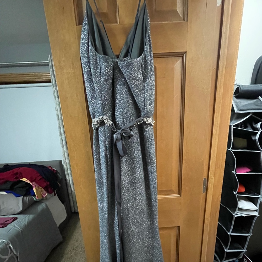 Dress - Picture 2 of 3